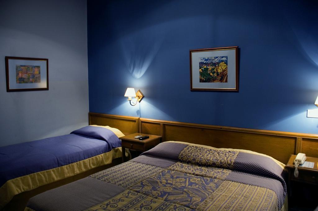 Hotel Bristol Асунсьон Экстерьер фото