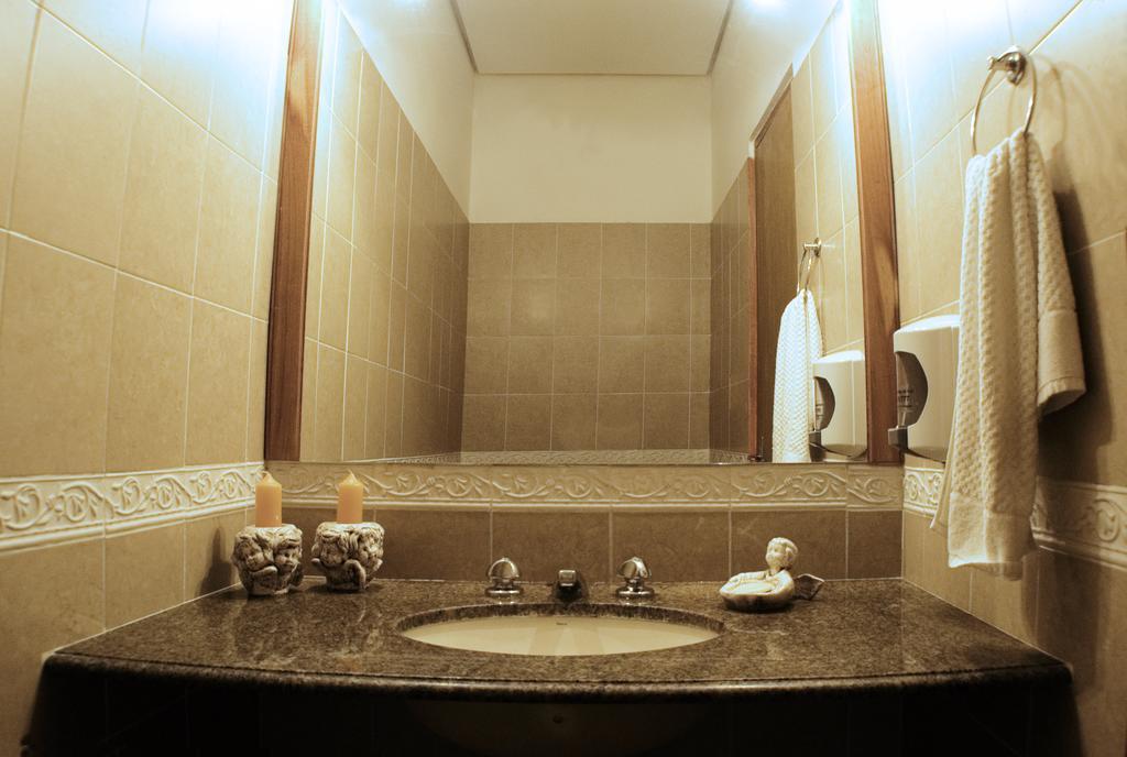 Hotel Bristol Асунсьон Экстерьер фото