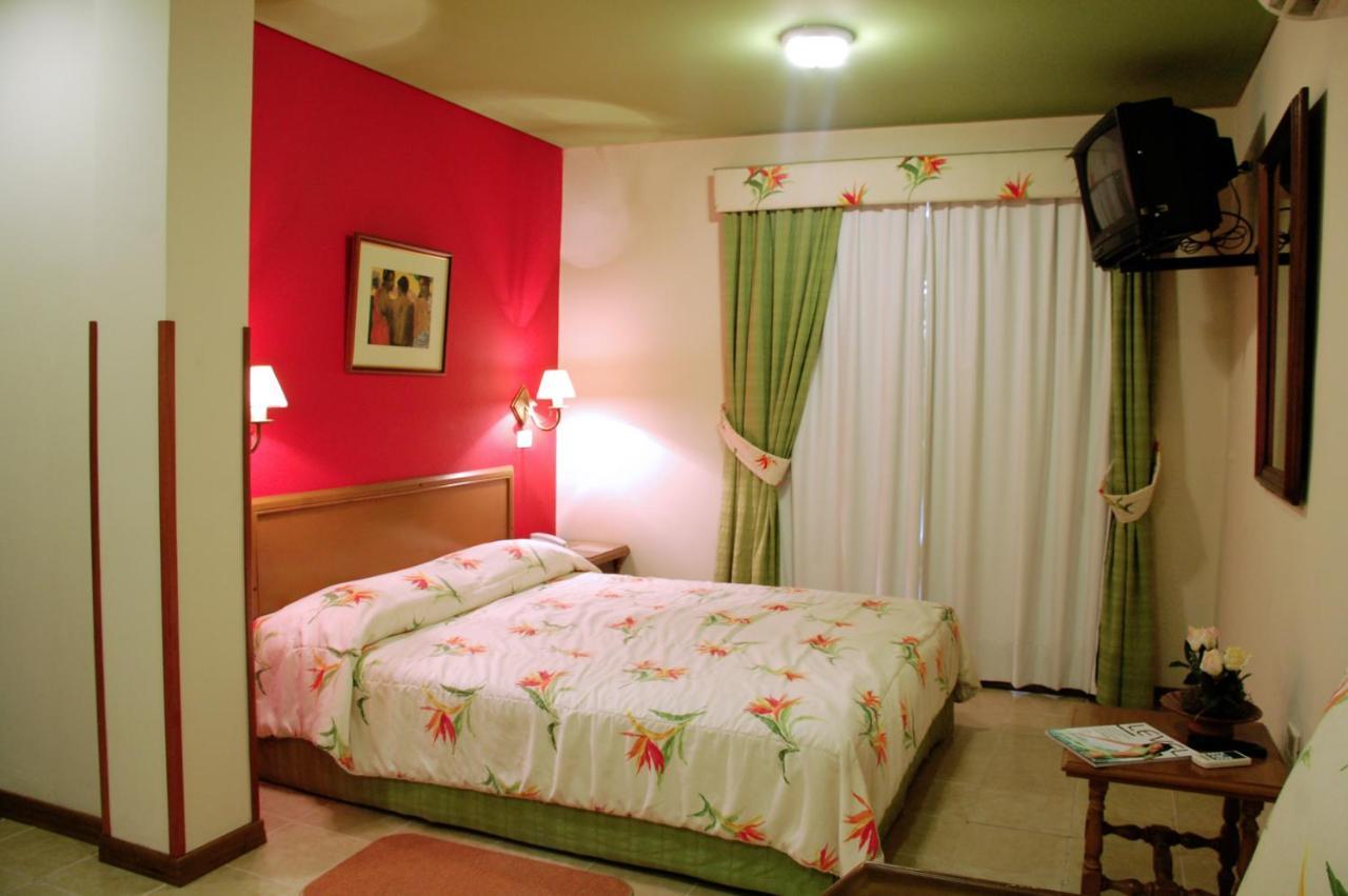 Hotel Bristol Асунсьон Номер фото